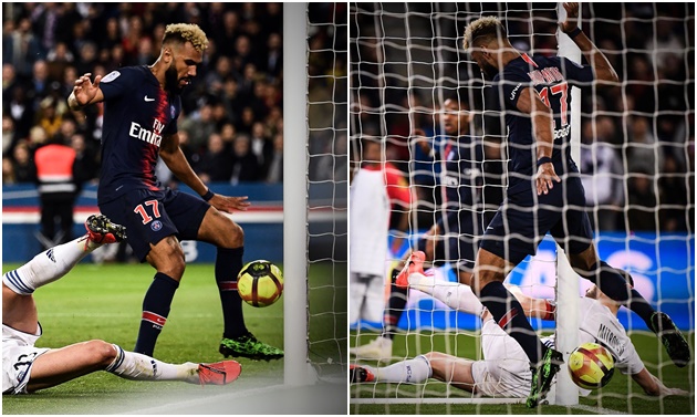 SỐC! Đá thay Mbappe, cựu sao Premier League tạo ra pha bỏ lỡ tệ nhất mọi thời đại