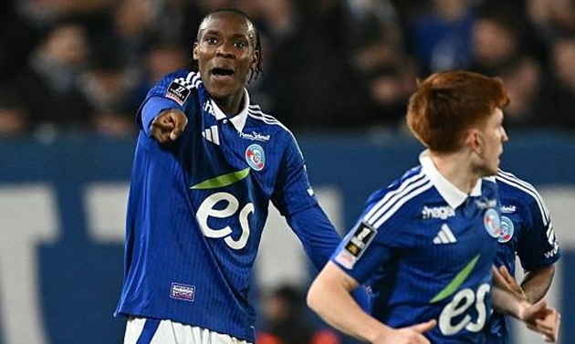 Strasbourg 4-2 Lyon: Chủ nhà vượt trội; Vé Champions League trong tầm tay