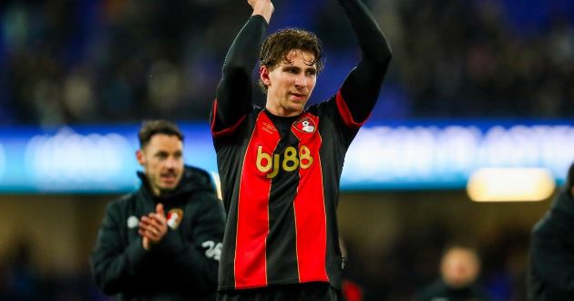 Tại sao Ilya Zabarnyi hoàn hảo với PSG?