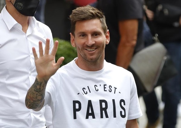 Thế đường cùng của Messi tại PSG