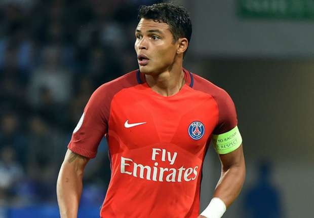 Thiago Silva phiền muộn với phong độ của PSG