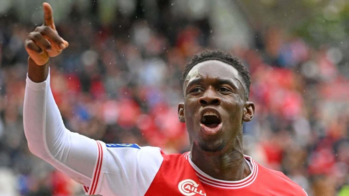 Tiền đạo Arsenal đạt tỷ lệ ghi bàn đỉnh hơn Mbappe, Neymar ở Ligue 1