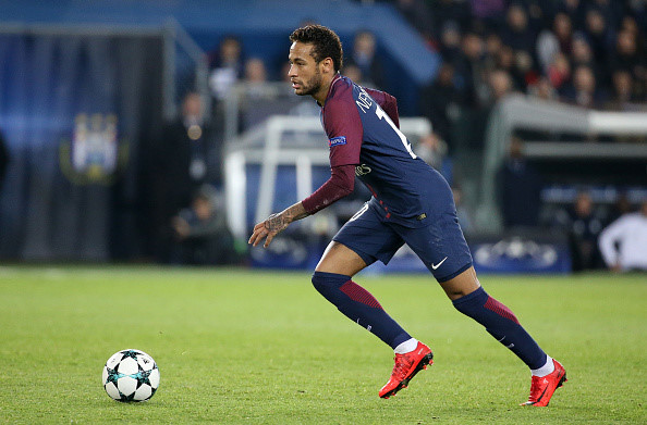 TIẾT LỘ: Thích thì đá, không thích Neymar xin nghỉ
