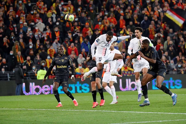 Tỏa sáng phút cuối, người hùng PSG bày tỏ