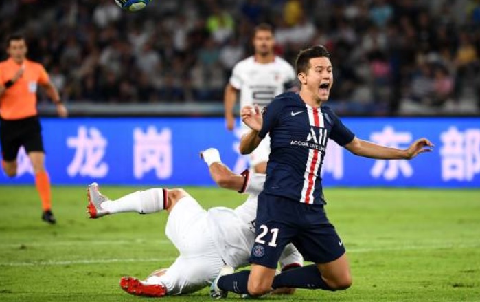 Tuchel: “PSG khác Man Utd, cậu ấy phải thích ứng với lối chơi”