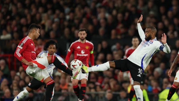 Tưởng hết đát, động cơ không tuổi của MU lại hóa rồng