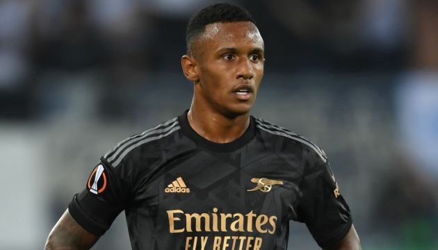 Tương lai Marquinhos tại Arsenal: Cánh cửa đang dần khép lại?