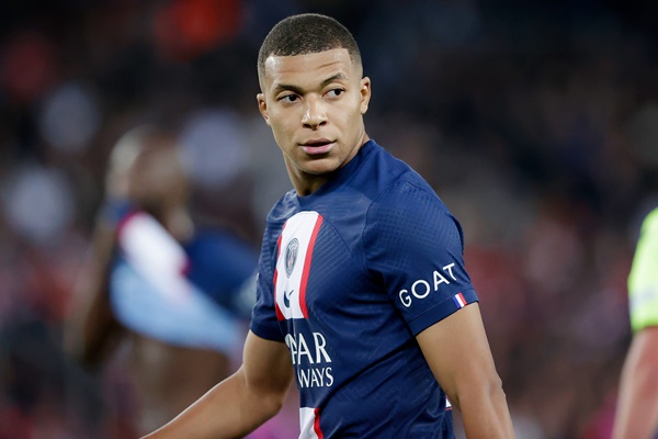 Vào mùa giải mới, PSG có động thái sốc với Mbappe
