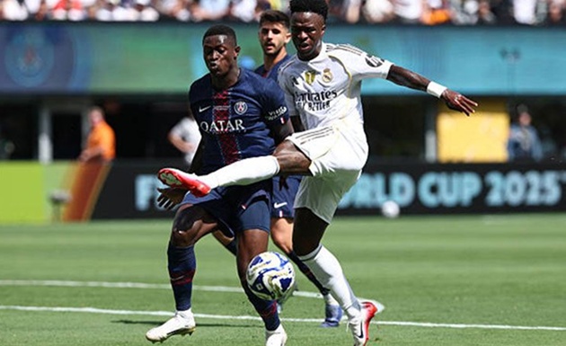 Varela chỉ trích Vinicius và Mbappe thiếu ý thức phòng ngự