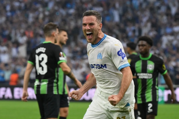 Veretout hoàn tất việc chuyển đến Lyon