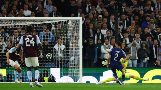 Villa 3-2 PSG: Ngược dòng ngoạn mục; Không có phép màu