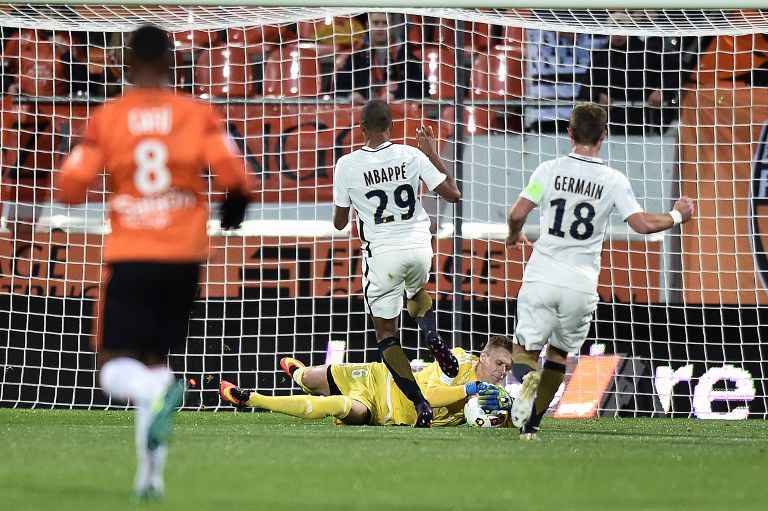 Vòng 13 Ligue 1: Falcao góp công giúp Monaco soán ngôi Nice