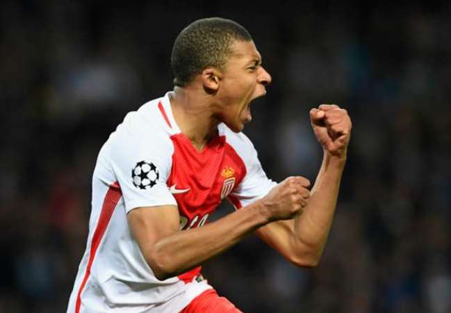 Vòng 30 Ligue 1: PSG ngược dòng đả bại Lyon, Kylian Mbappe giúp Monaco hủy diệt Caen