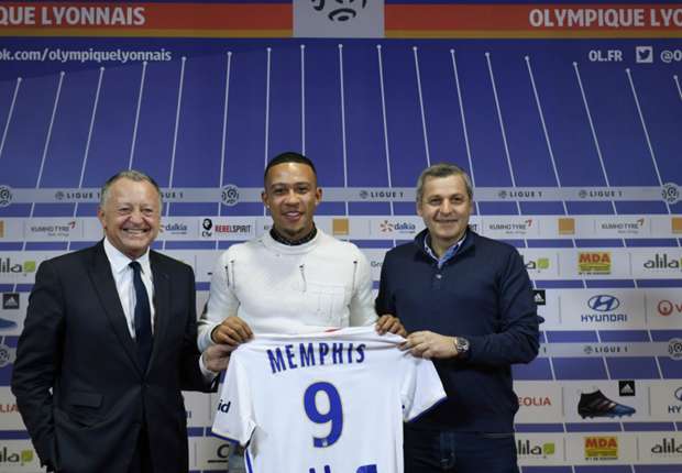Vừa rời Man Utd, Depay phản ứng ra sao?