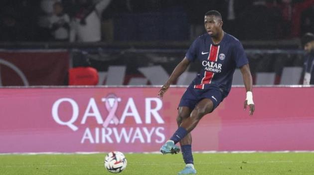 Willian Pacho tiến lên đẳng cấp mới sau khi rời Eintracht Frankfurt