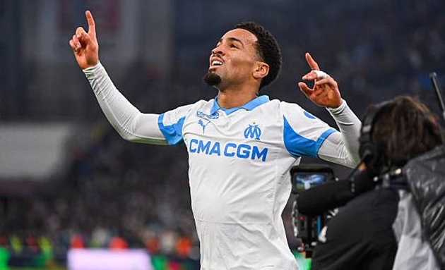 Nwaneri lấp lửng khả năng rời Arsenal vĩnh viễn